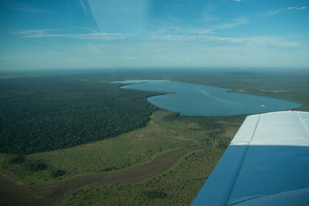 GAÚCHA DO NORTE, MT, 04.06.2017: Vista aérea da lagoa Ipavu, na aldeia Kamaiurá, no Xingu. (Foto: Adriano Maneo/Folhapress, ESPORTE) ***EXCLUSIVO FOLHA***