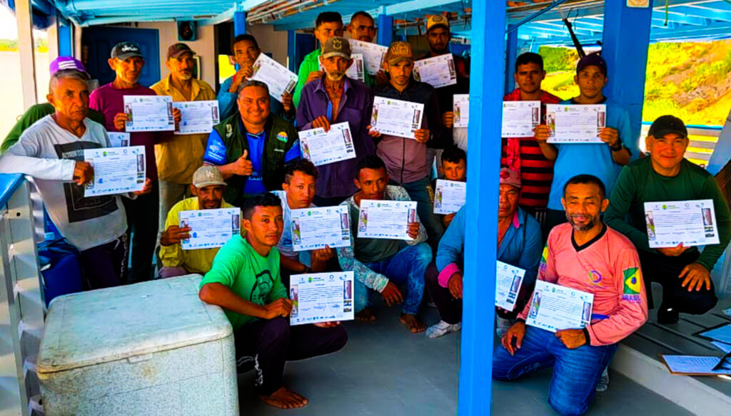 No sul do Amazonas, pescadores participam de formação sobre o manejo sustentável do pirarucu