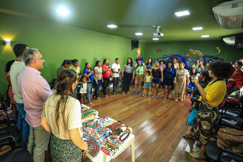 Em Belém (PA), artesãs de 7 etnias apresentam propostas para fortalecimento do artesanato indígena