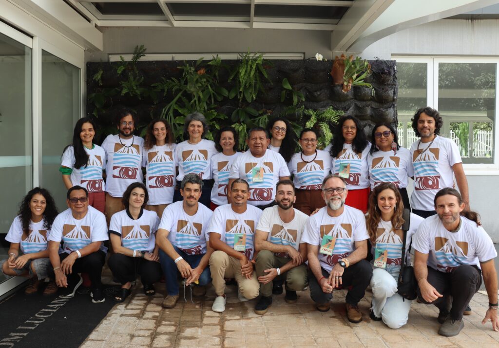 Encontro de pareceristas, equipe do IEB, do Ministério da Ciência, Tecnologia e Inovação (MCTI) e parceiros, realizado em Brasília. Foto: Acervo IEB.